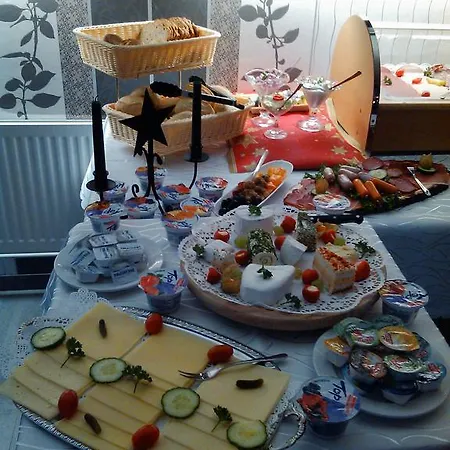 Haus Engel In Hahnenklee Bed & Breakfast 3*